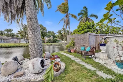 609 SW 2nd Ave, Hallandale Beach, FL 33009 - Photo 44