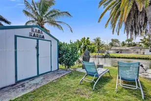 609 SW 2nd Ave, Hallandale Beach, FL 33009 - Photo 42