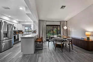 6185 Live Oak Ct, Tamarac, FL 33319 - Photo 8