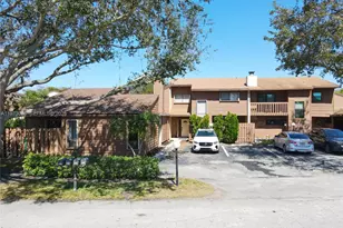 6185 Live Oak Ct, Tamarac, FL 33319 - Photo 32