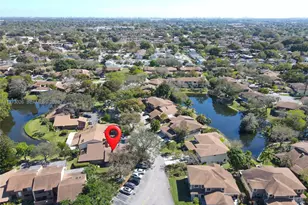 6185 Live Oak Ct, Tamarac, FL 33319 - Photo 38