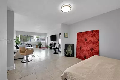 1240 14th St, Miami Beach, FL 33139 - Photo 22
