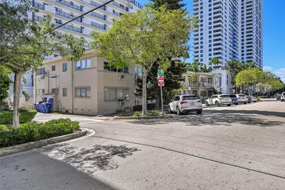 1240 14th St, Miami Beach, FL 33139 - Photo 36