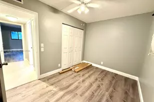 5220 Las Verdes Cir, Delray Beach, FL 33484 - Photo 12