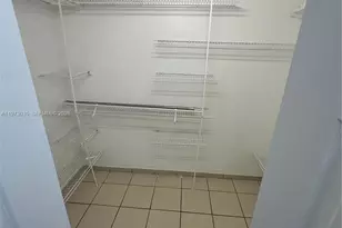 10839 NW 7th St, Miami, FL 33172 - Photo 8