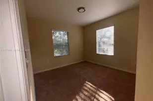 362 Carina Cir, Other City - In The State Of Florida, FL 32773 - Photo 4