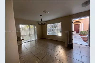 362 Carina Cir, Other City - In The State Of Florida, FL 32773 - Photo 2