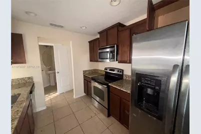 362 Carina Cir, Other City - In The State Of Florida, FL 32773 - Photo 8