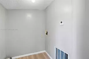 1446 Seminole Ave, Other City - In The State Of Florida, FL 33935 - Photo 32