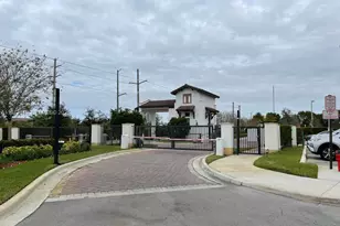 10600 NW 88th St, Doral, FL 33178 - Photo 8