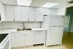 210 174th St, Sunny Isles Beach, FL 33160 - Photo 20