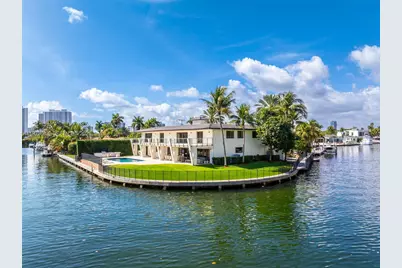 [Address not provided], Hallandale Beach, FL 33009 - Photo 2