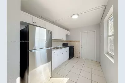 2408 NW 8th St #0, Pompano Beach, FL 33069 - Photo 8