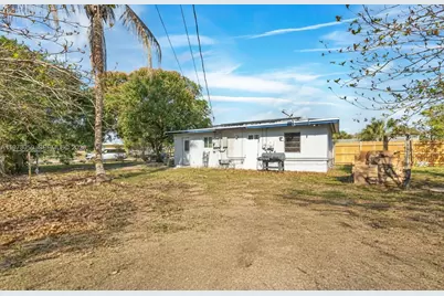 3580 NW 4th St, Lauderhill, FL 33311 - Photo 12