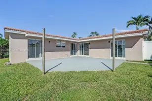 949 SE 10th Ct, Pompano Beach, FL 33060 - Photo 34