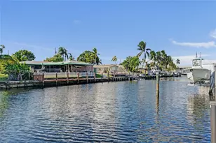 949 SE 10th Ct, Pompano Beach, FL 33060 - Photo 38