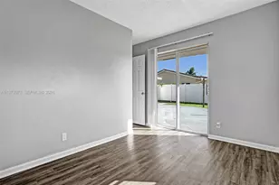 949 SE 10th Ct, Pompano Beach, FL 33060 - Photo 28