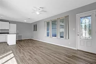 949 SE 10th Ct, Pompano Beach, FL 33060 - Photo 10