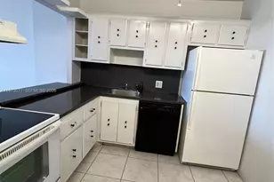 20301 W Country Club Dr, Aventura, FL 33180 - Photo 8