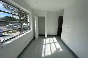 2441 NW 32nd St, Miami, FL 33142 - Photo 14