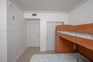 9172 NE Collins Ave, Surfside, FL 33154 - Photo 30