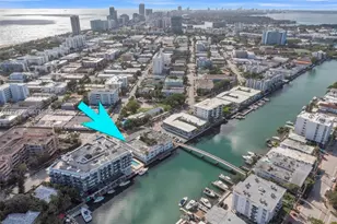 8080 Tatum Waterway Dr, Miami Beach, FL 33141 - Photo 2