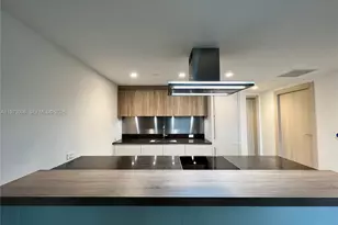 1000 Brickell Plaza, Miami, FL 33131 - Photo 6