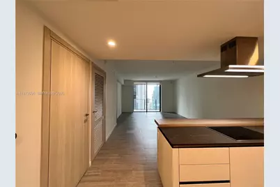 1000 Brickell Plz #1903, Miami, FL 33131 - Photo 2