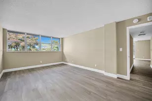 700 NW 214th St, Miami Gardens, FL 33169 - Photo 22