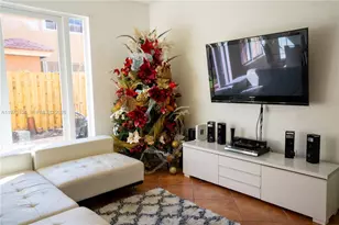 8520 NW 139th Terrace, Miami Lakes, FL 33016 - Photo 8