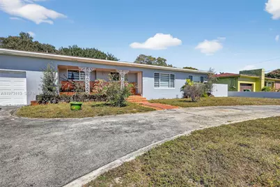 801 S Biscayne River Dr, Miami, FL 33169 - Photo 4