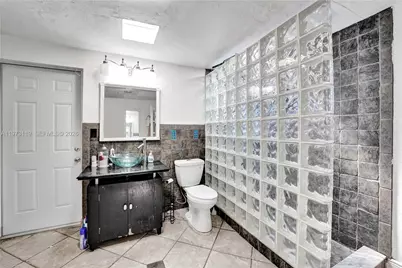 2462 Washington St, Hollywood, FL 33020 - Photo 22