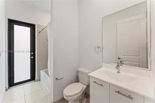 17564 SW 41st St, Miramar, FL 33029 - Photo 20