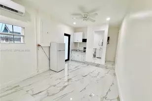 17802 SW 152nd Ct, Miami, FL 33187 - Photo 2