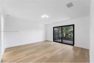 2007 Woodlands Way, Deerfield Beach, FL 33442 - Photo 26