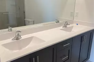 20564 NE 5th Pl, Miami, FL 33179 - Photo 12