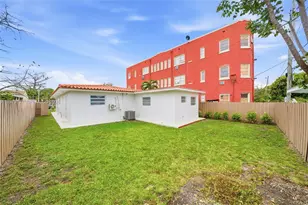1781 SW 13th St, Miami, FL 33145 - Photo 32