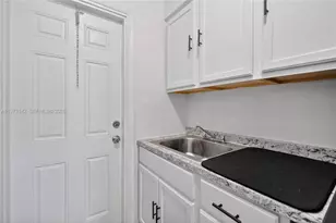 1920 NE 2nd Terrace, Pompano Beach, FL 33060 - Photo 8