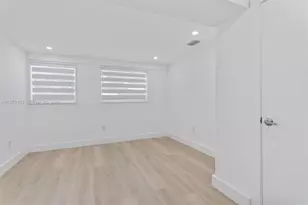 2548 Tortugas Ln, Fort Lauderdale, FL 33312 - Photo 18