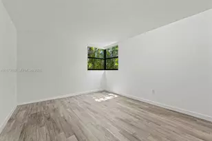 55 Ocean Ln Dr, Key Biscayne, FL 33149 - Photo 8