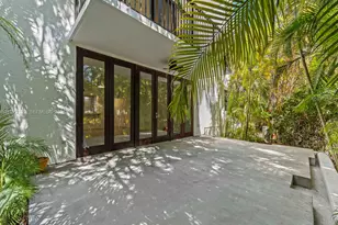 55 Ocean Ln Dr, Key Biscayne, FL 33149 - Photo 20