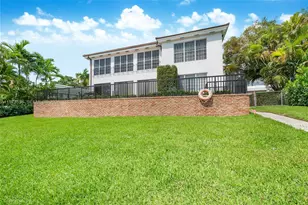 1265 S Alhambra Cir, Coral Gables, FL 33146 - Photo 24