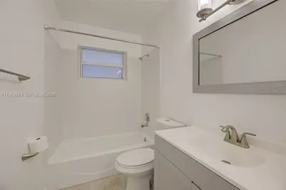 1791 NE 46th St, Oakland Park, FL 33334 - Photo 10