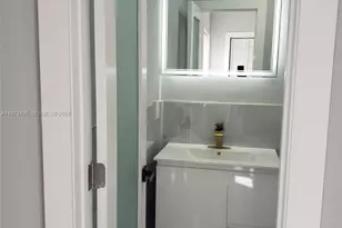 150 NE 169th Terrace, North Miami Beach, FL 33162 - Photo 32