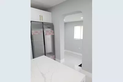 150 NE 169th Ter, North Miami Beach, FL 33162 - Photo 10