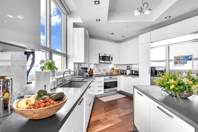 848 Brickell Key Dr #LPH4401, Miami, FL 33131 - Photo 14