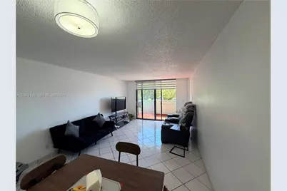 1825 W 44th Pl #206, Hialeah, FL 33012 - Photo 6