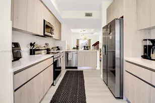 742 NE 90th St, Miami, FL 33138 - Photo 2