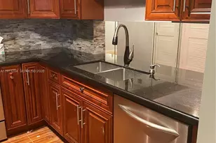 706 Gardens Dr, Pompano Beach, FL 33069 - Photo 2