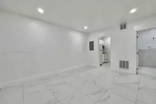 154 NW 62nd St, Miami, FL 33150 - Photo 10